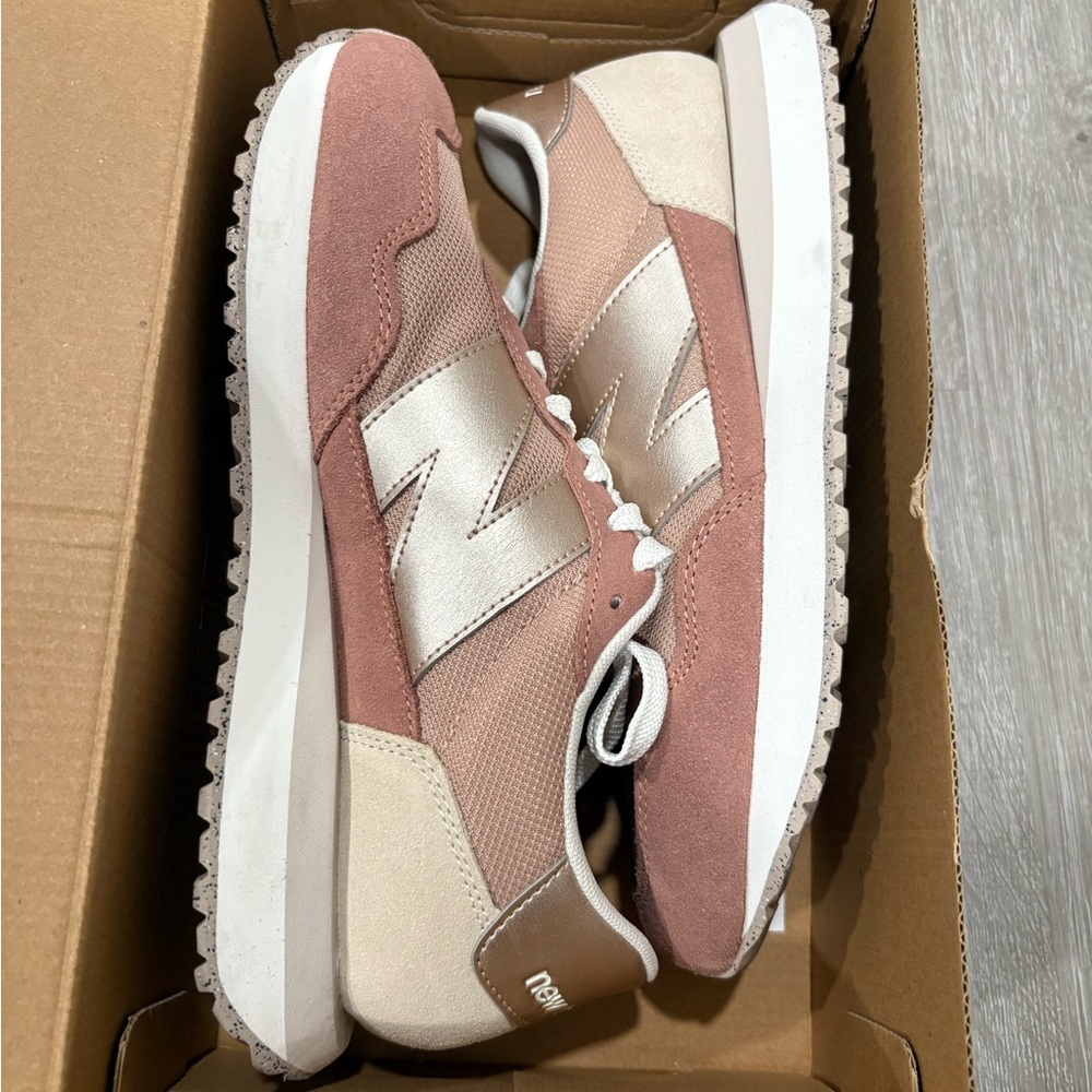 New Balance Pink Retro-Inspired Sneakers